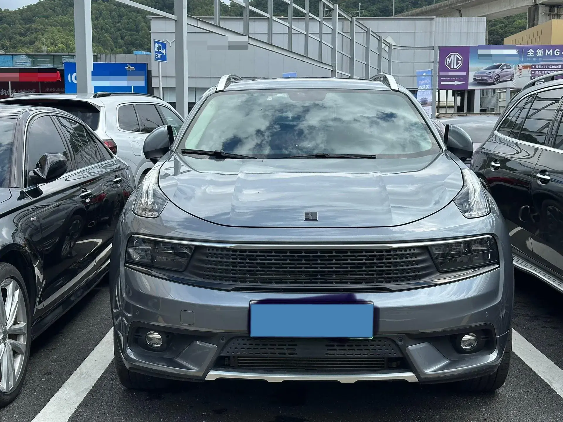 2018 LYNK&CO 01 thumbnail 2