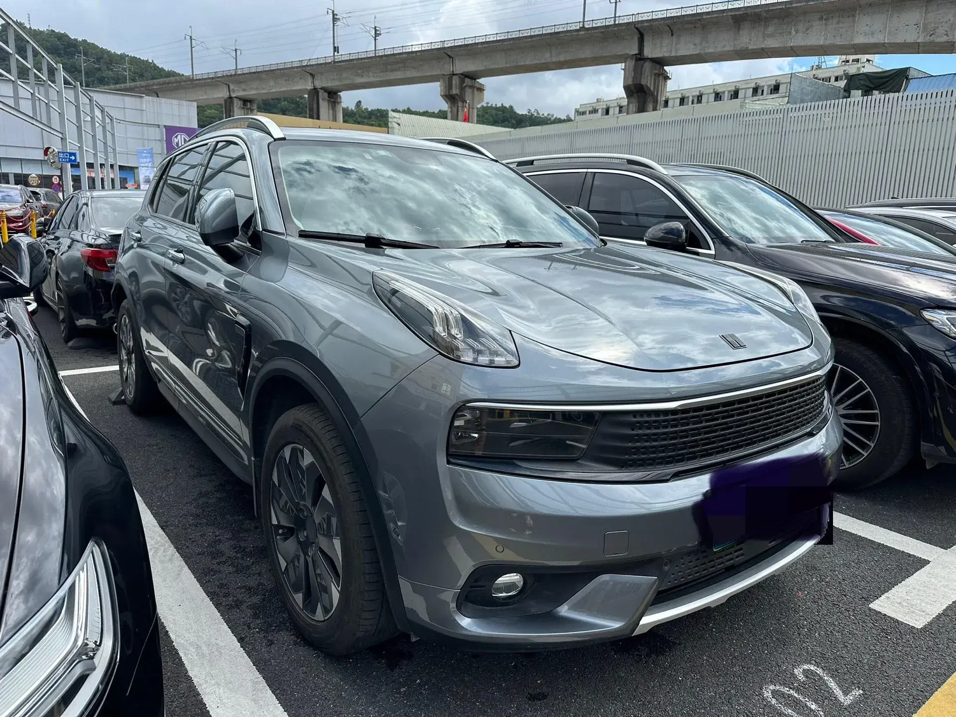 2018 LYNK&CO 01 thumbnail 3