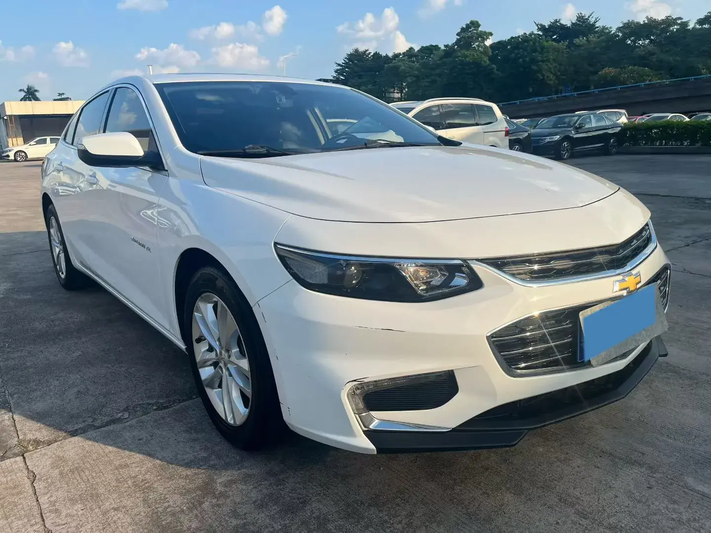 2018 CHEVROLET MALIBU thumbnail 3