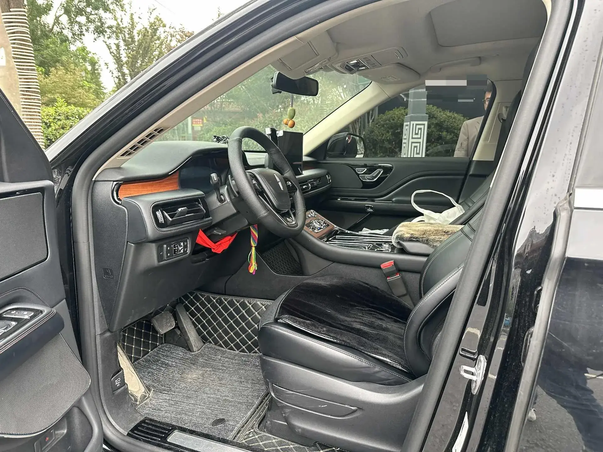 2022 LINCOLN AVIATOR thumbnail 4