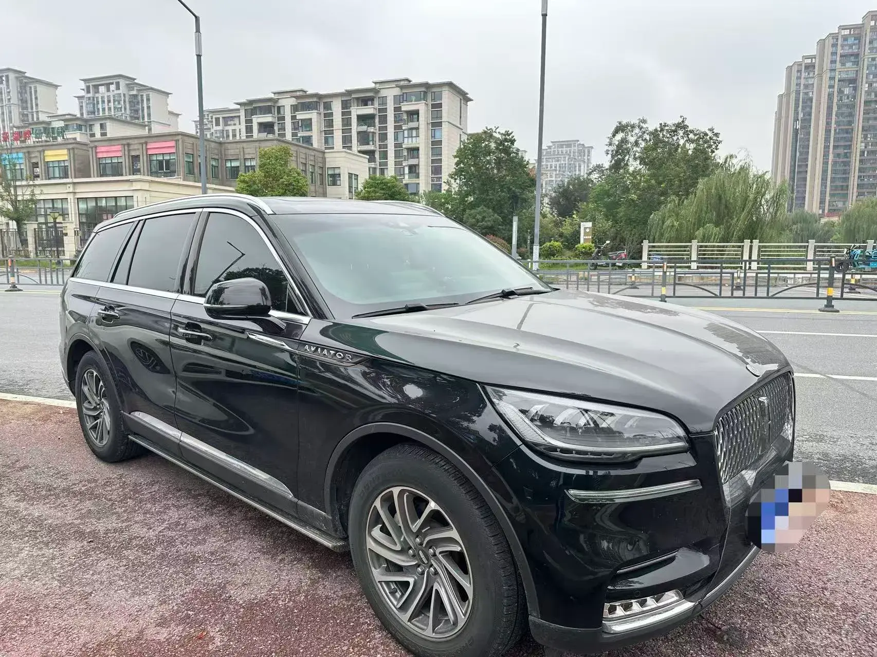 2022 LINCOLN AVIATOR thumbnail 2