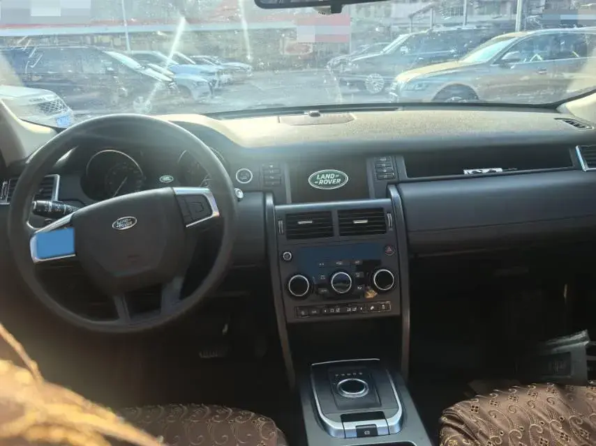 2018 LAND ROVER thumbnail 4