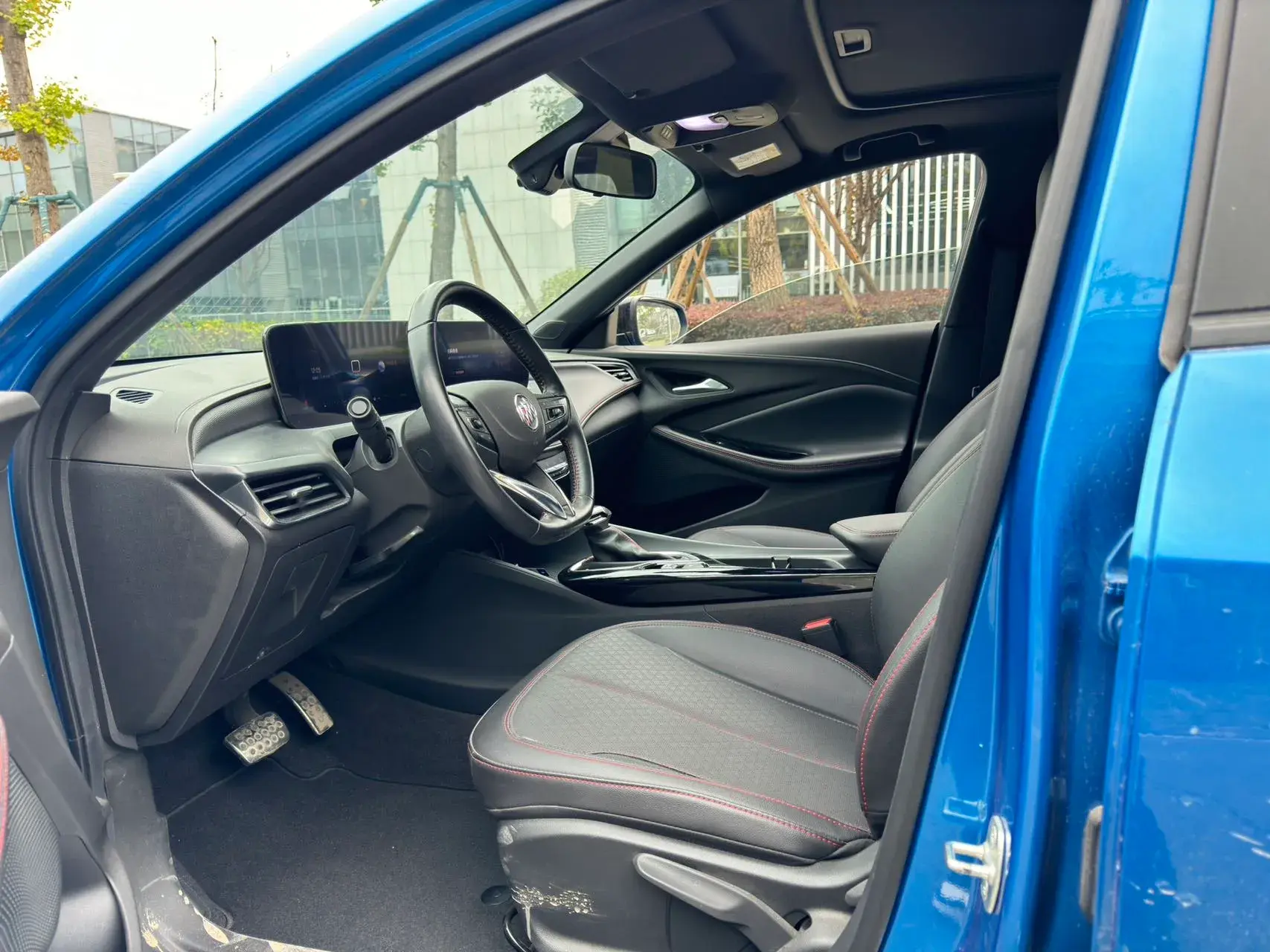 2023 BUICK VERANO thumbnail 4