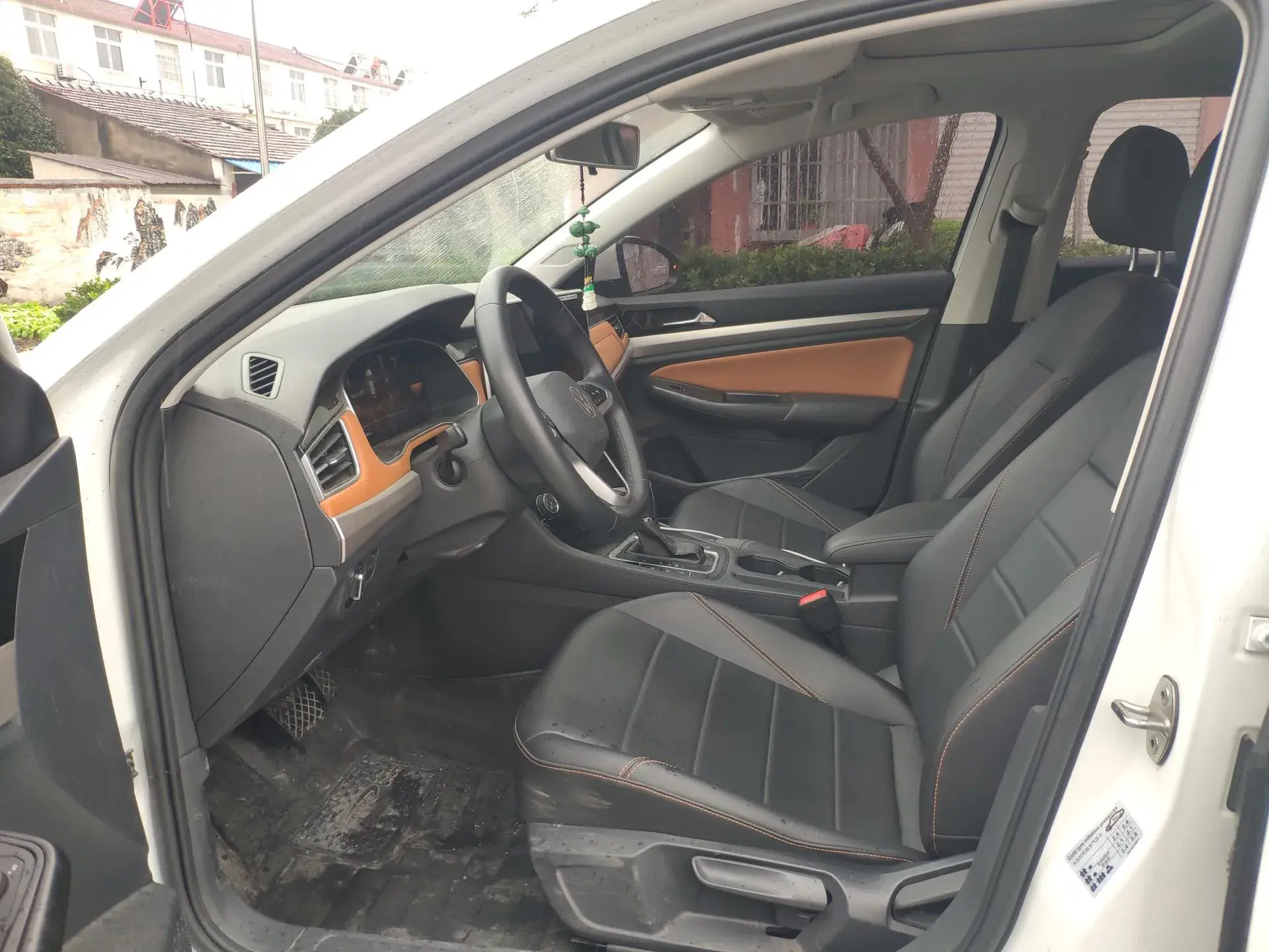 2023 VOLKSWAGEN BORA thumbnail 4