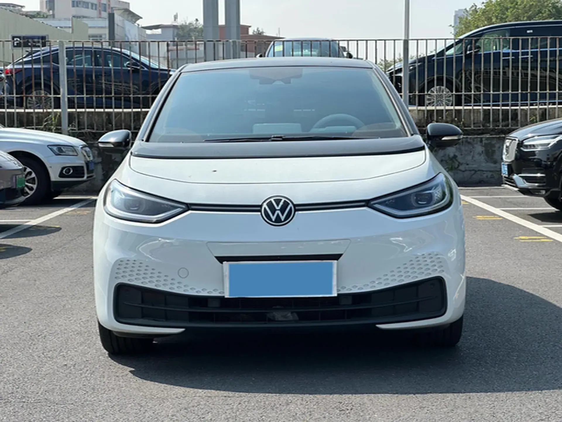 2024 VOLKSWAGEN ID.3 thumbnail 3