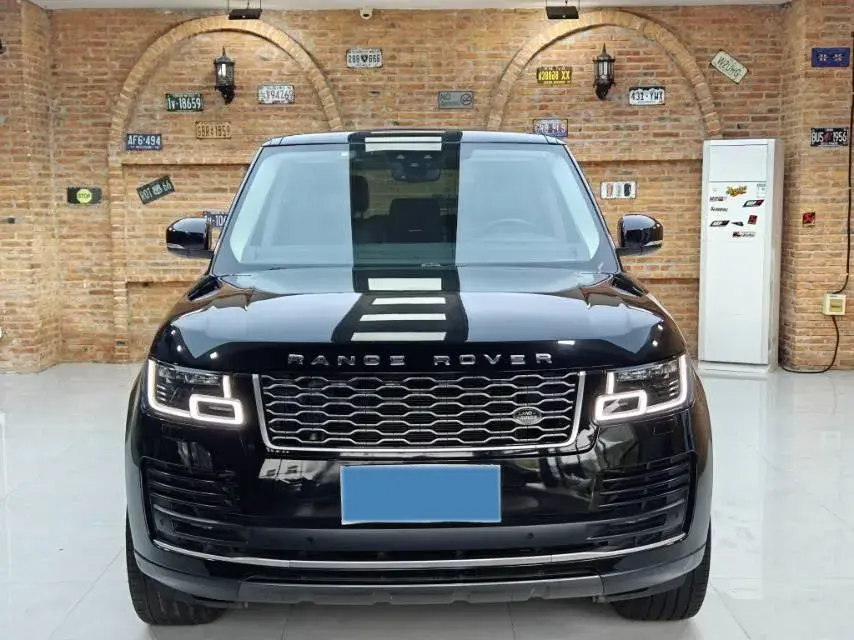 2019 LAND ROVER thumbnail 2