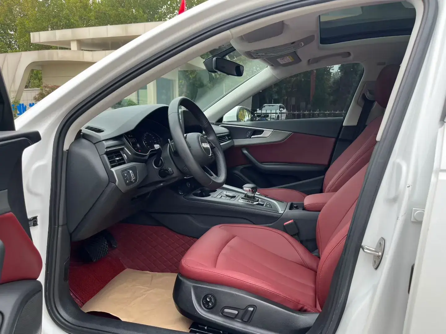 2019 AUDI A4L thumbnail 4