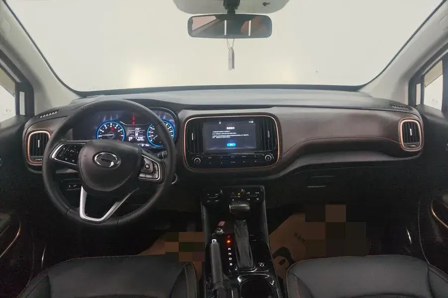 2019 GAC TRUMPCHI thumbnail 4