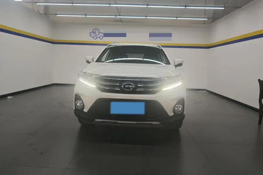 2019 GAC TRUMPCHI thumbnail 3