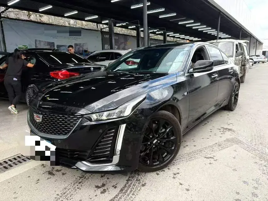 2023 CADILLAC CT5 view 1