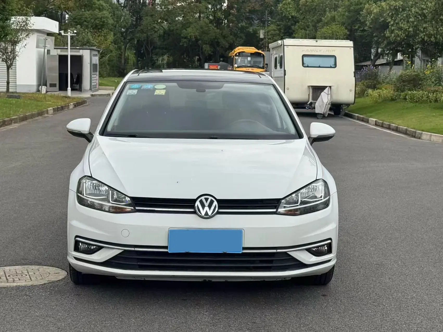 2018 VOLKSWAGEN GOLF thumbnail 2