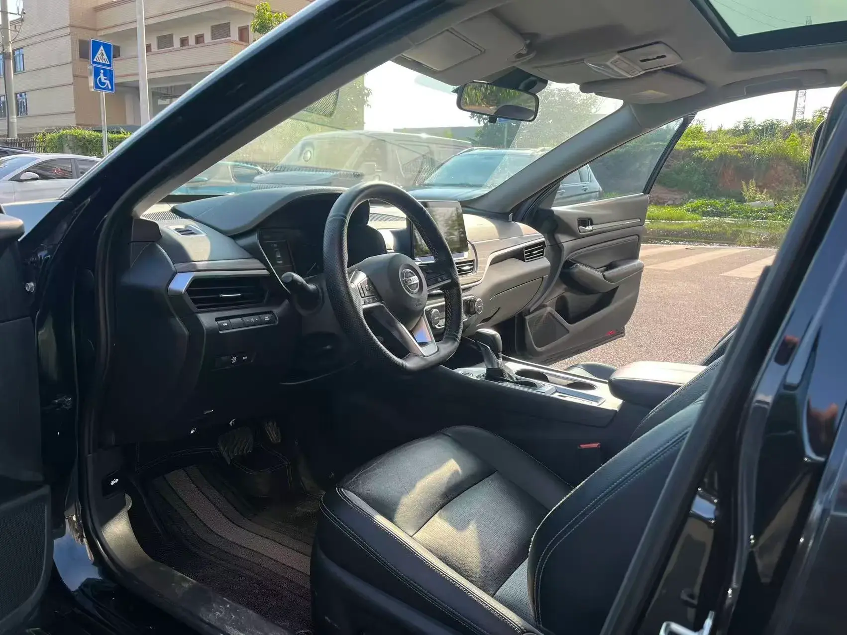 2021 NISSAN TEANA thumbnail 4