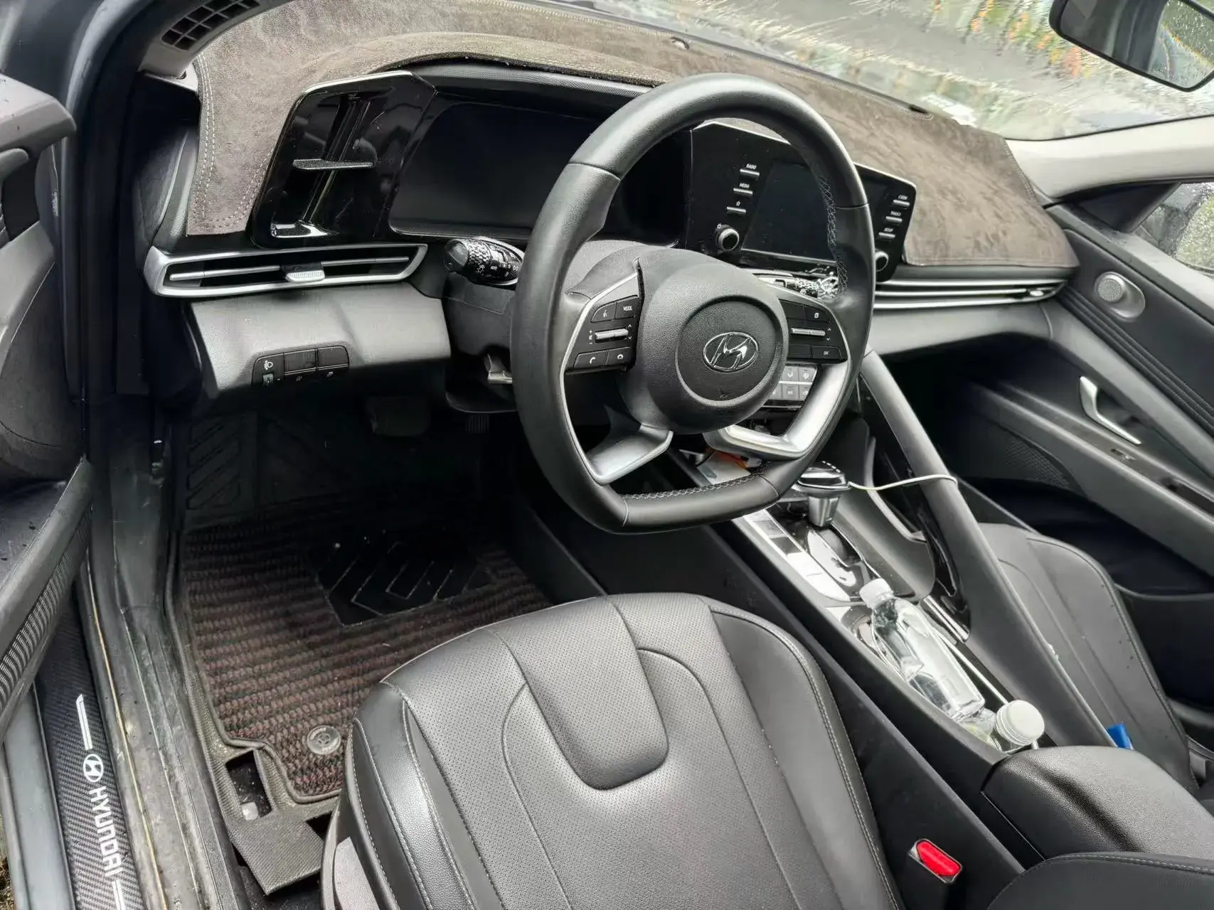 2022 HYUNDAI ELANTRA thumbnail 4