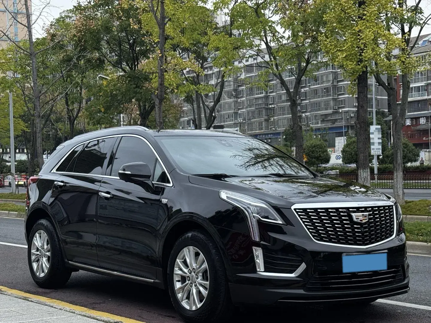 2021 CADILLAC XT5 thumbnail 2