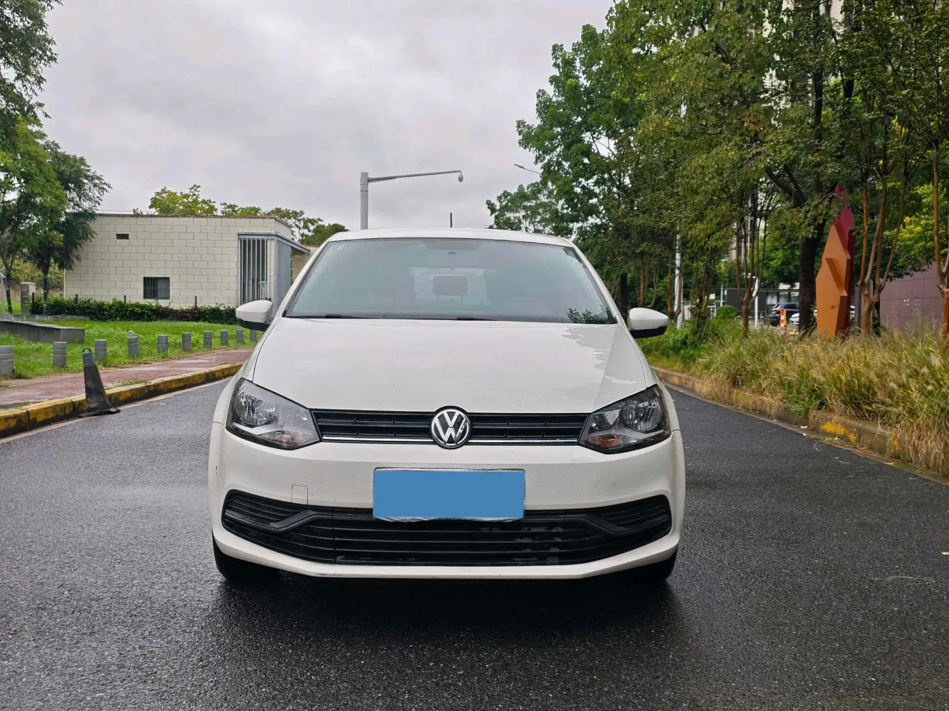 2018 VOLKSWAGEN POLO thumbnail 2