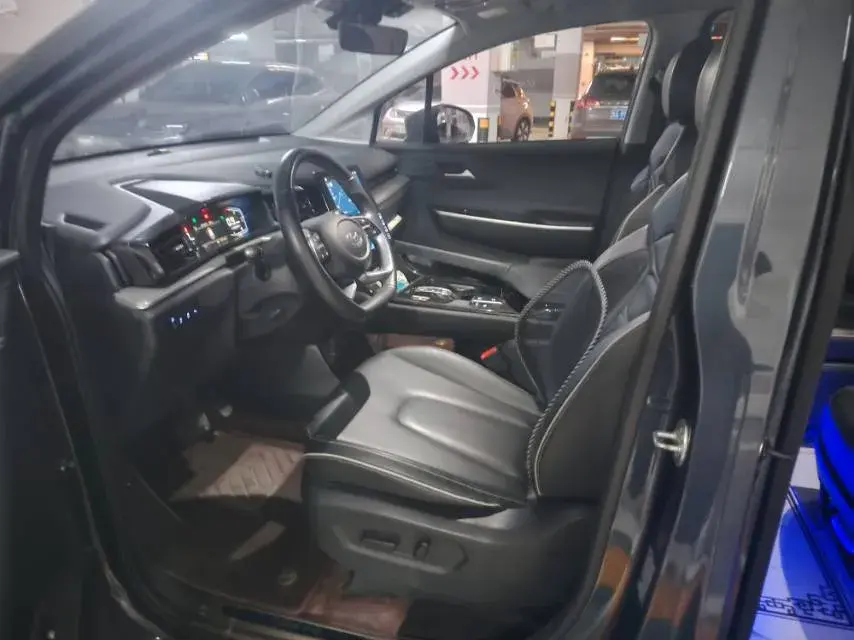 2021 HYUNDAI CUSTO thumbnail 3