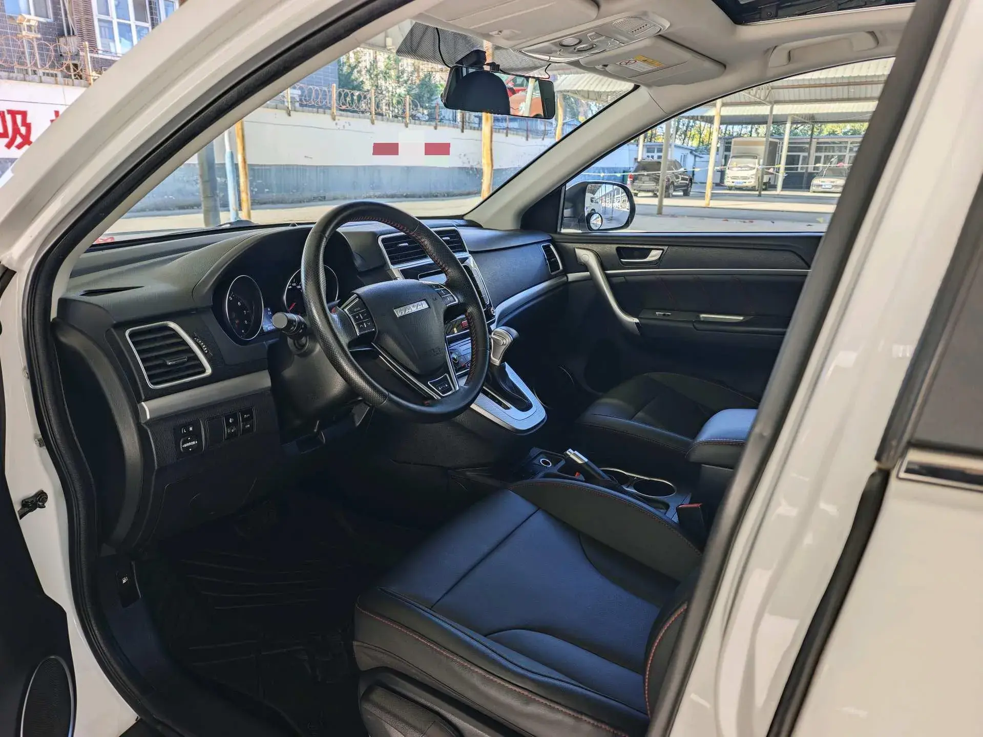 2019 HAVAL M6 thumbnail 4