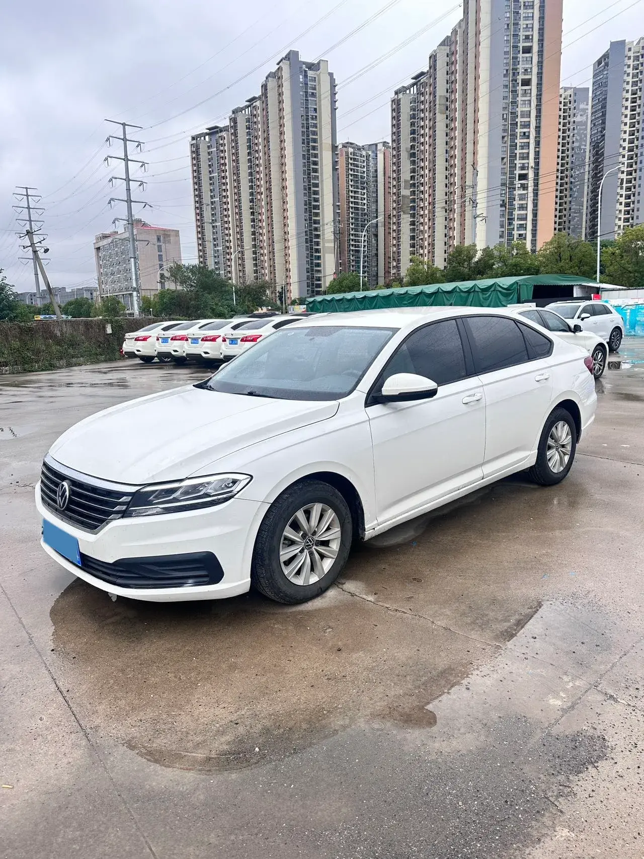 2022 VOLKSWAGEN LAVIDA view 1