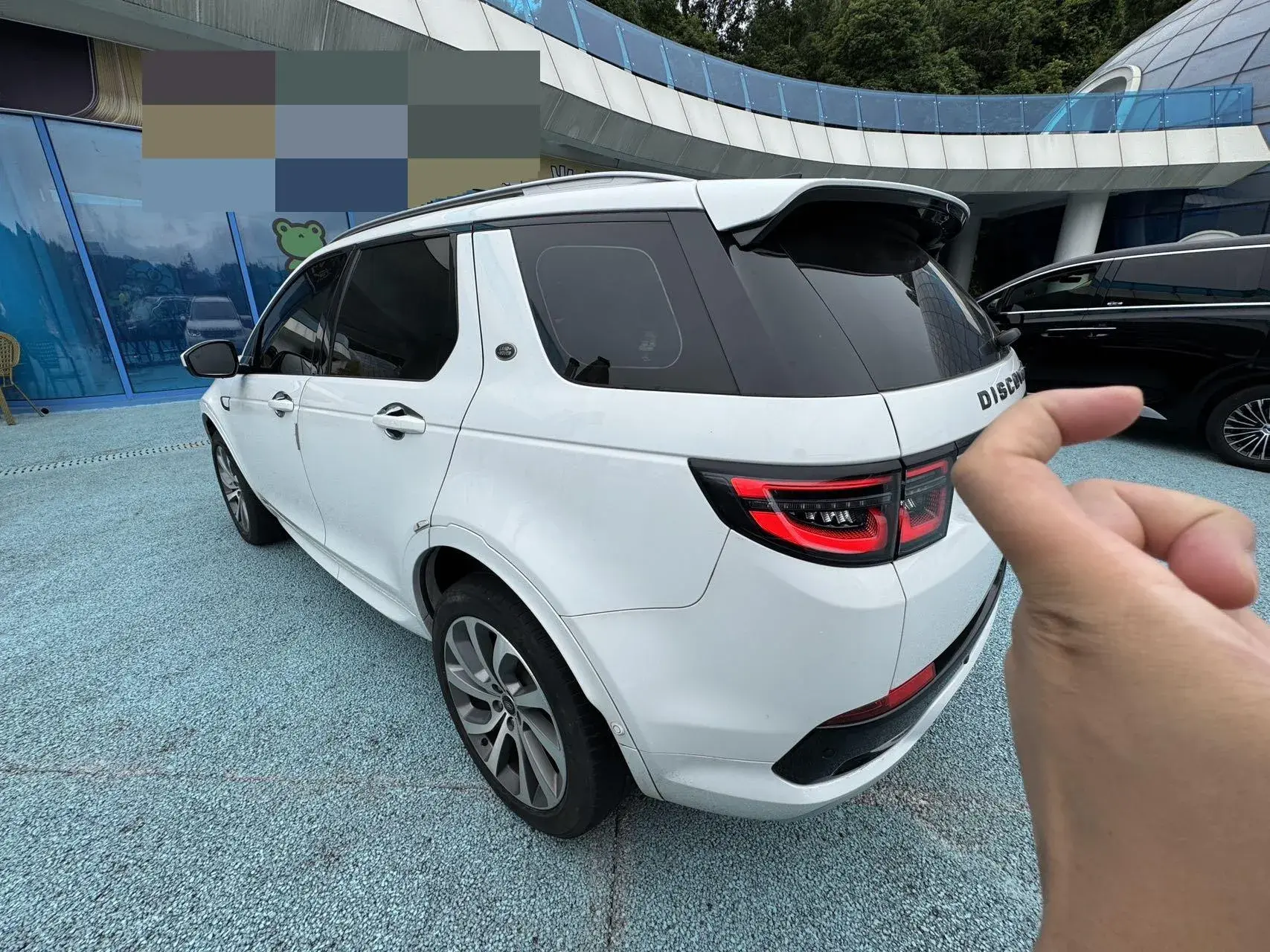 2020 LAND ROVER thumbnail 4