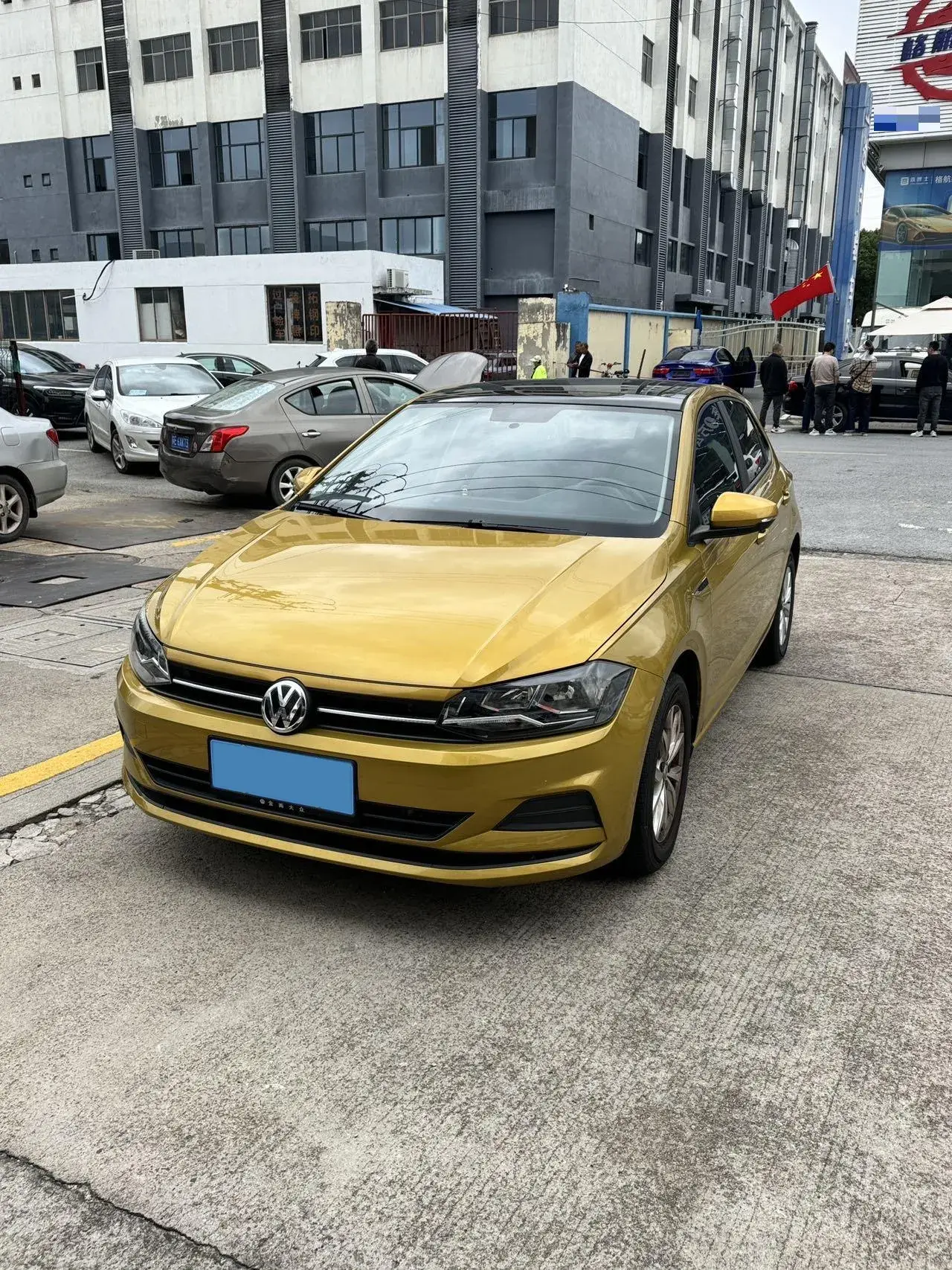 2019 VOLKSWAGEN POLO thumbnail 2