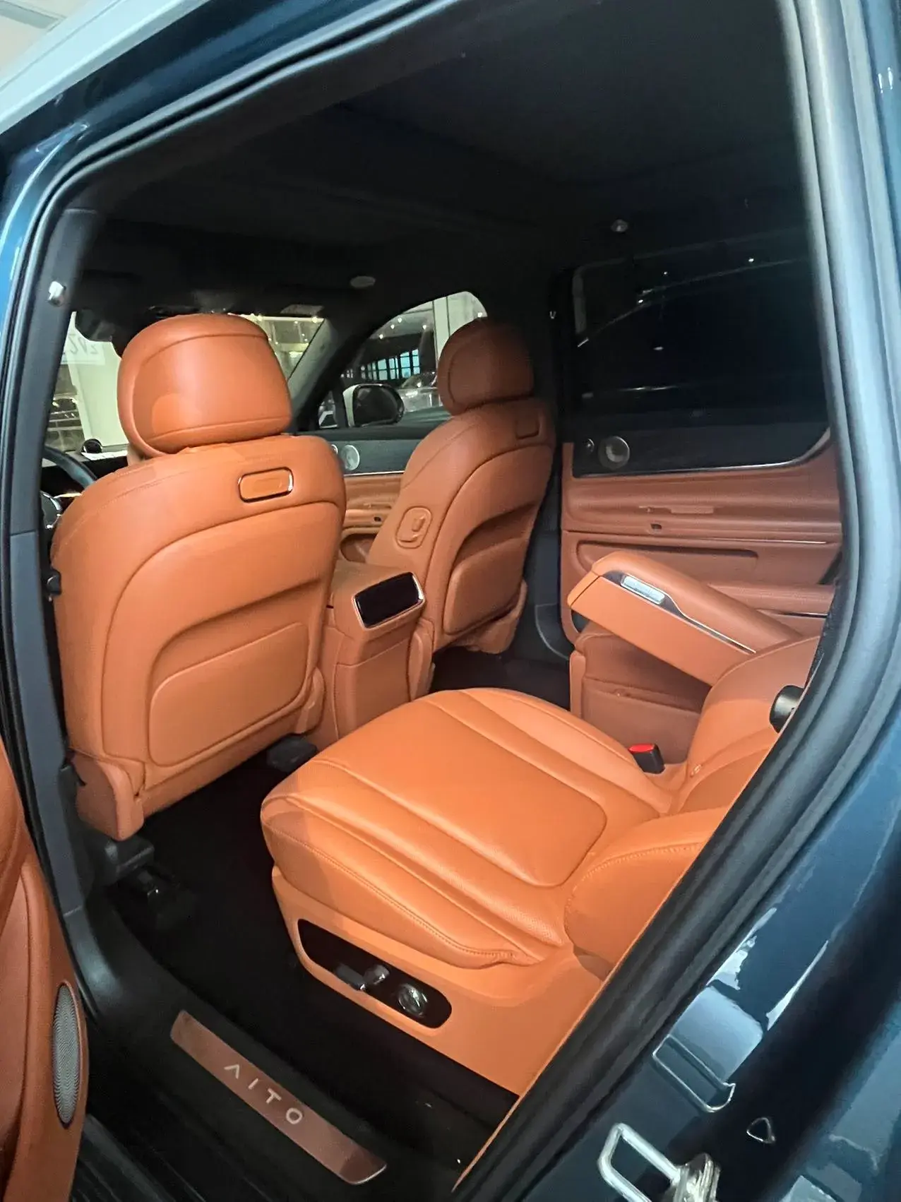 2024 AITO AITO thumbnail 3