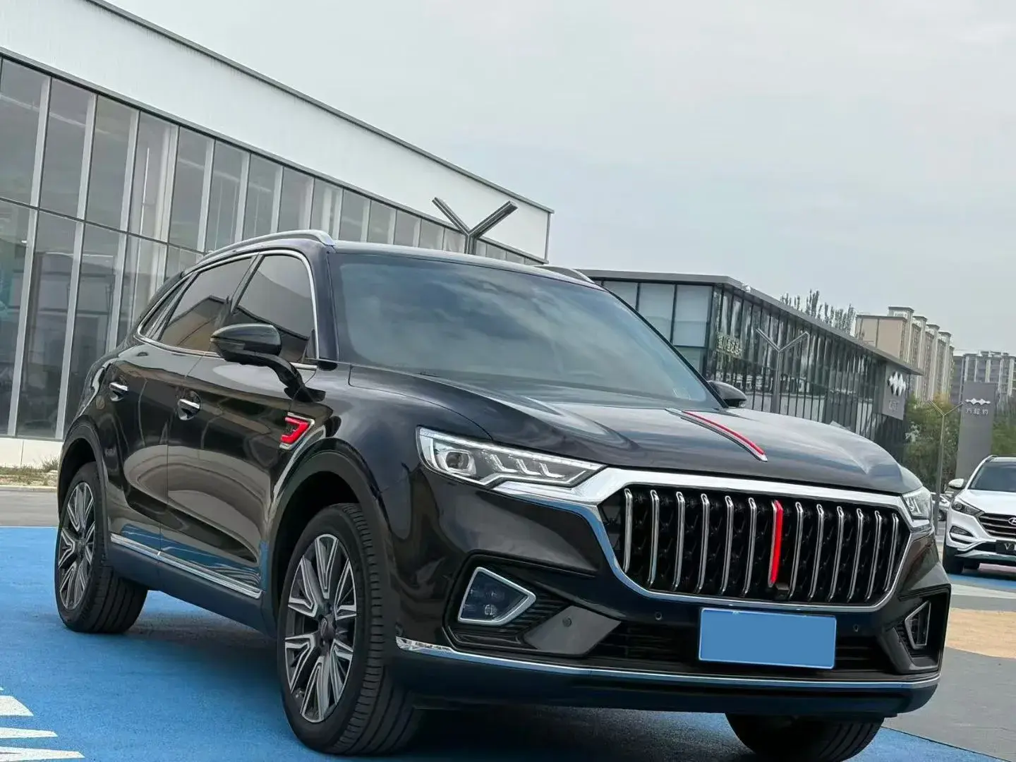 2022 HONGQI HS5 thumbnail 2