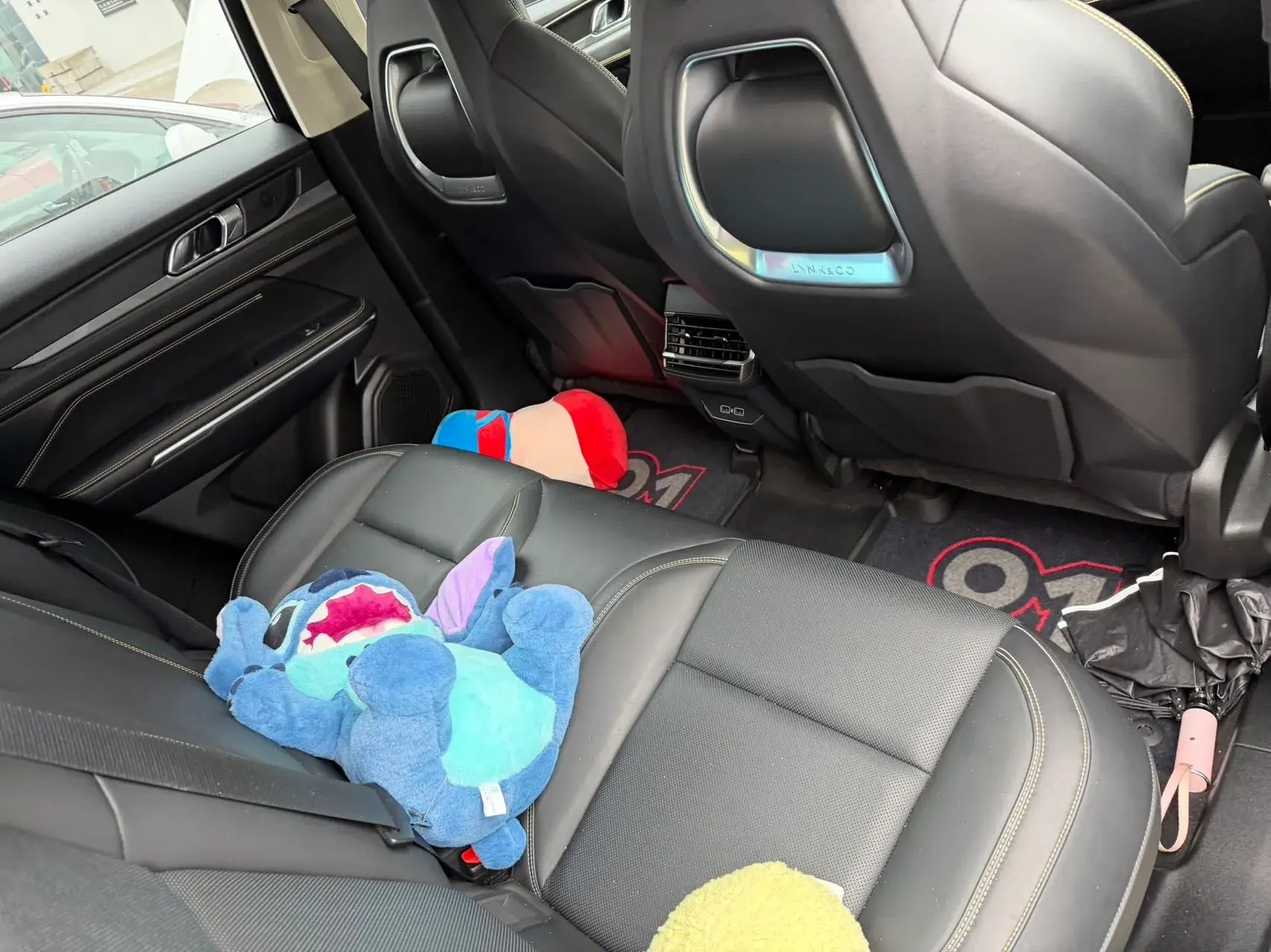 2023 LYNK&CO 01 thumbnail 3