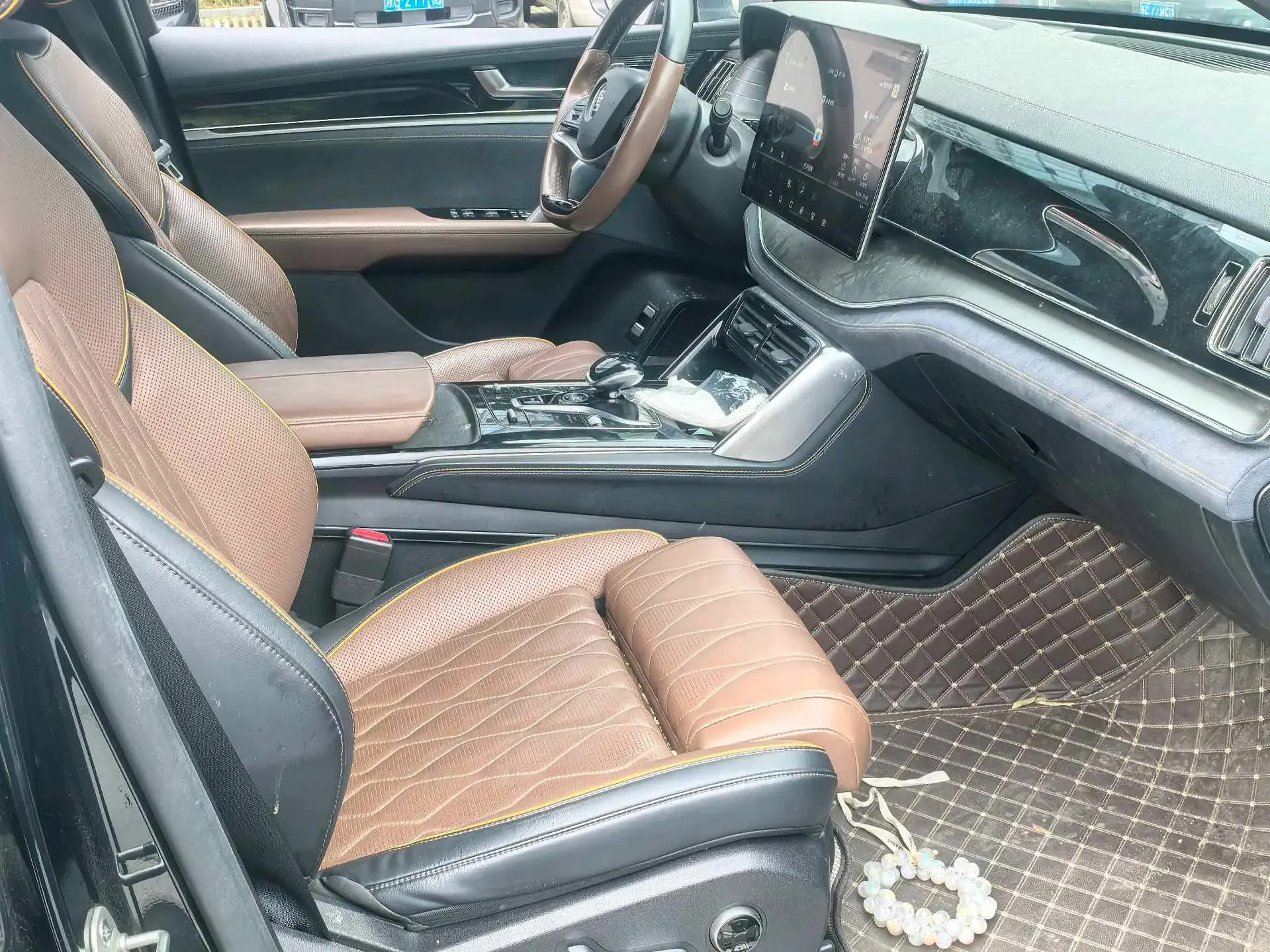 2021 BYD TANG thumbnail 4