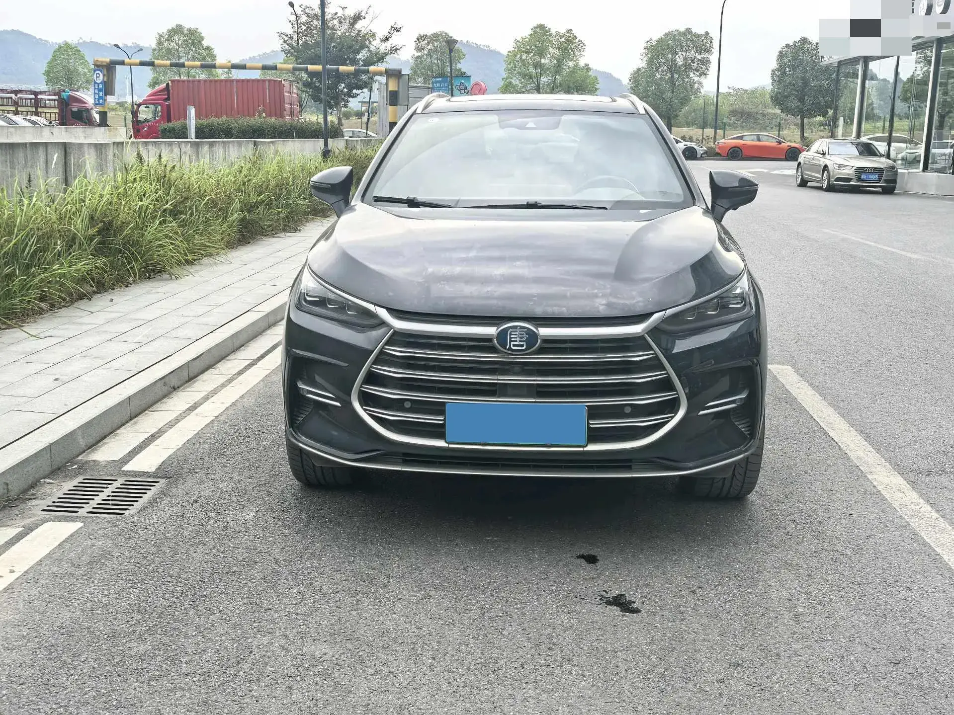 2021 BYD TANG thumbnail 2