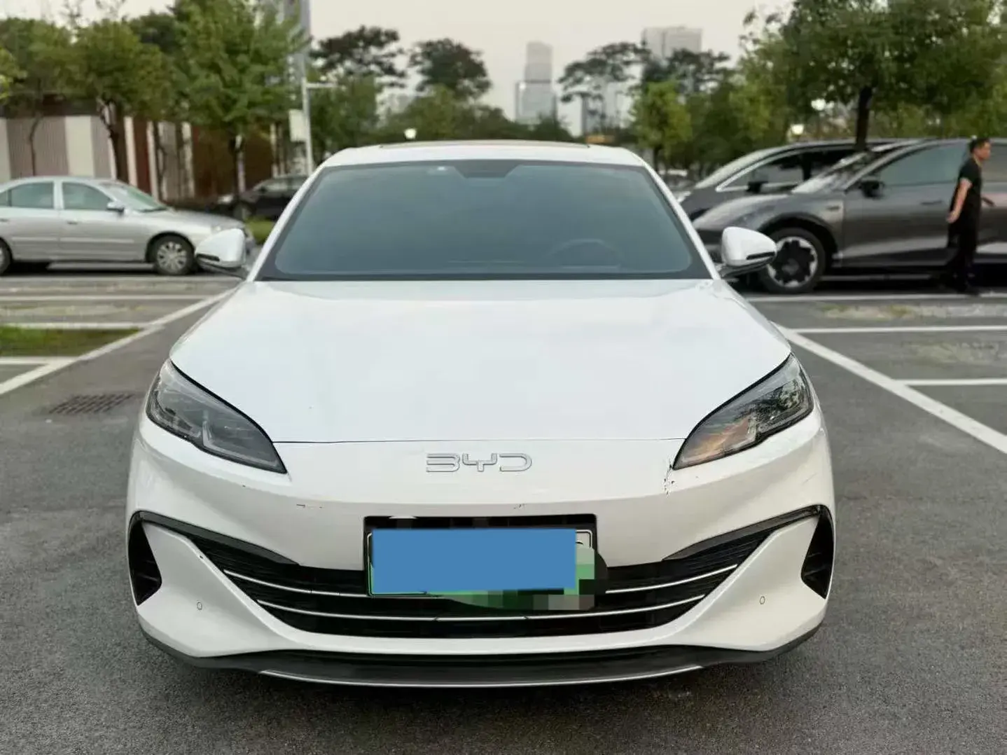 2024 BYD SEAL thumbnail 2