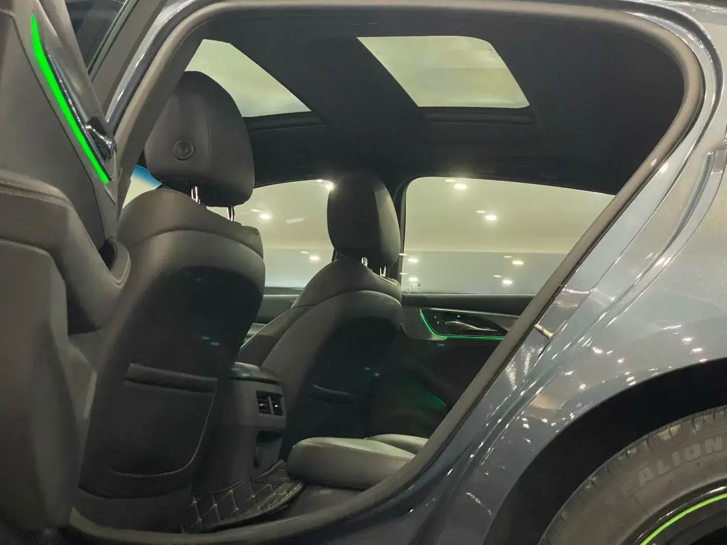 2021 CADILLAC CT5 thumbnail 4