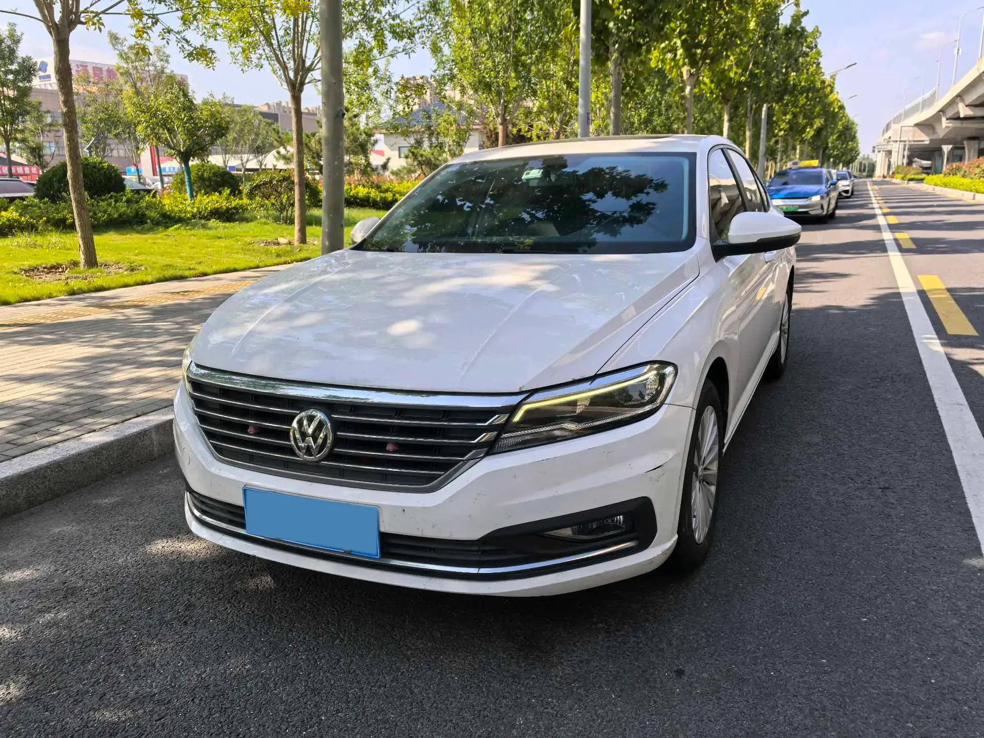 2019 VOLKSWAGEN LAVIDA view 1