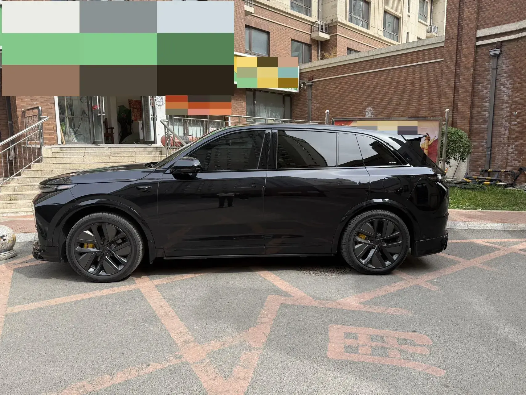 2023 LI L7 thumbnail 3