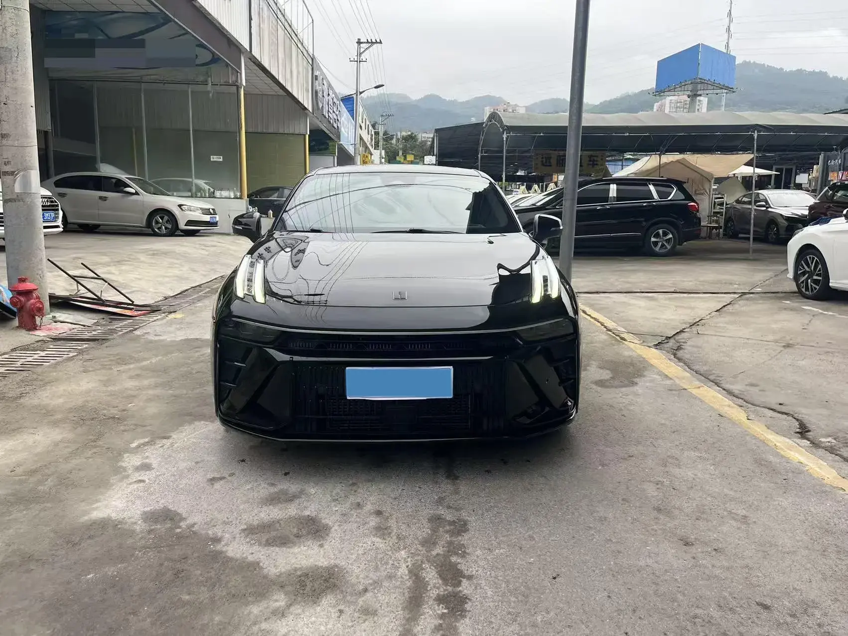 2023 LYNK&CO 03 thumbnail 2