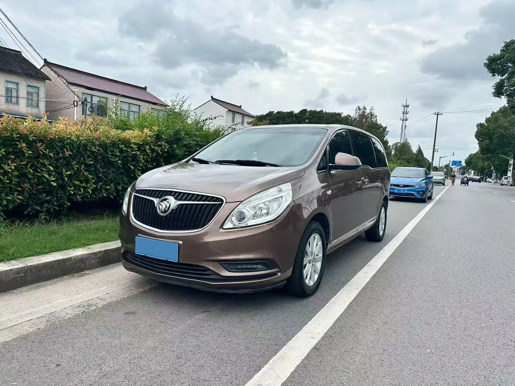2018 BUICK GL8 view 1