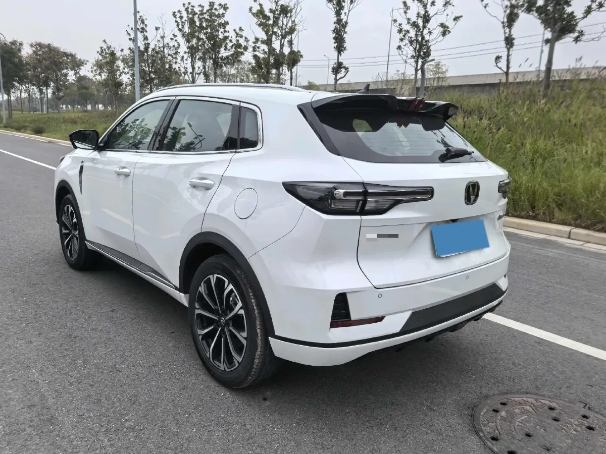 2025 ChangAn CS55PLUS PHEV 1.5L 98HP L4 E-CVT PHEV,autocango,china used car exporter,china ev exporter,chinese used car exporter,chinese used ev exporter