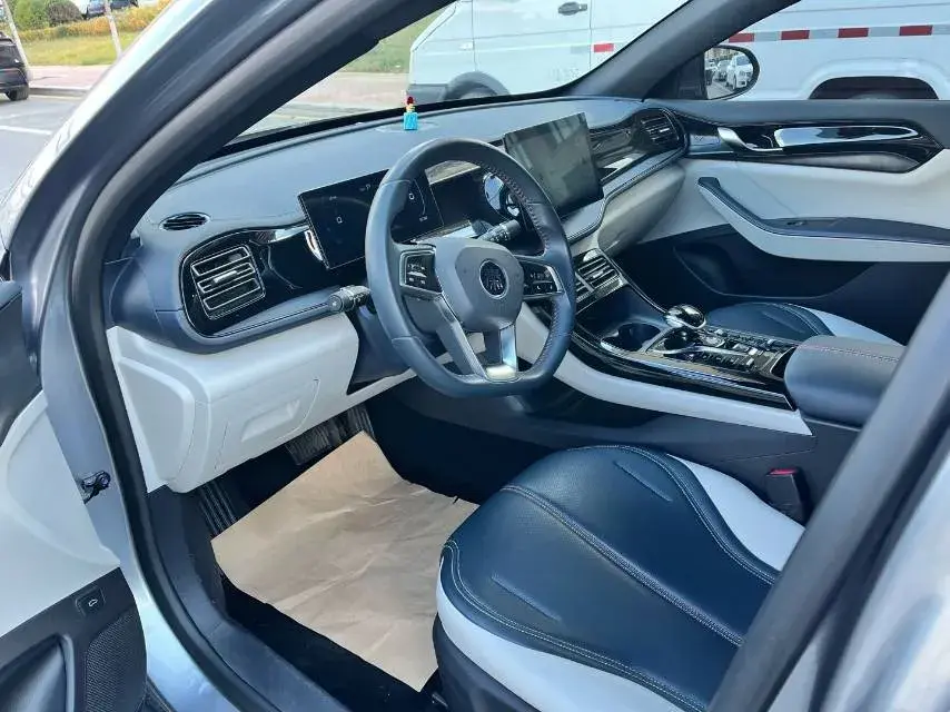 2023 BYD QIN thumbnail 4