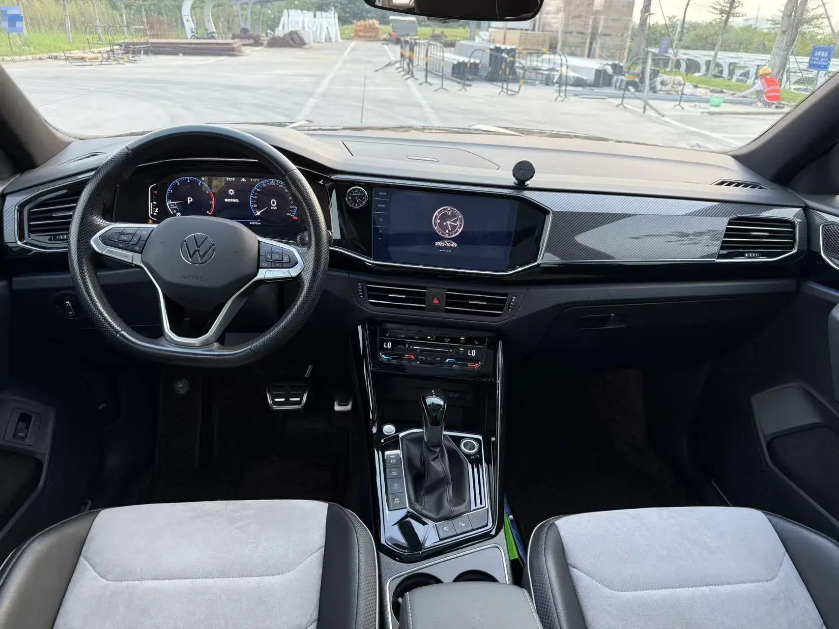 2020 VOLKSWAGEN TAYRON thumbnail 4