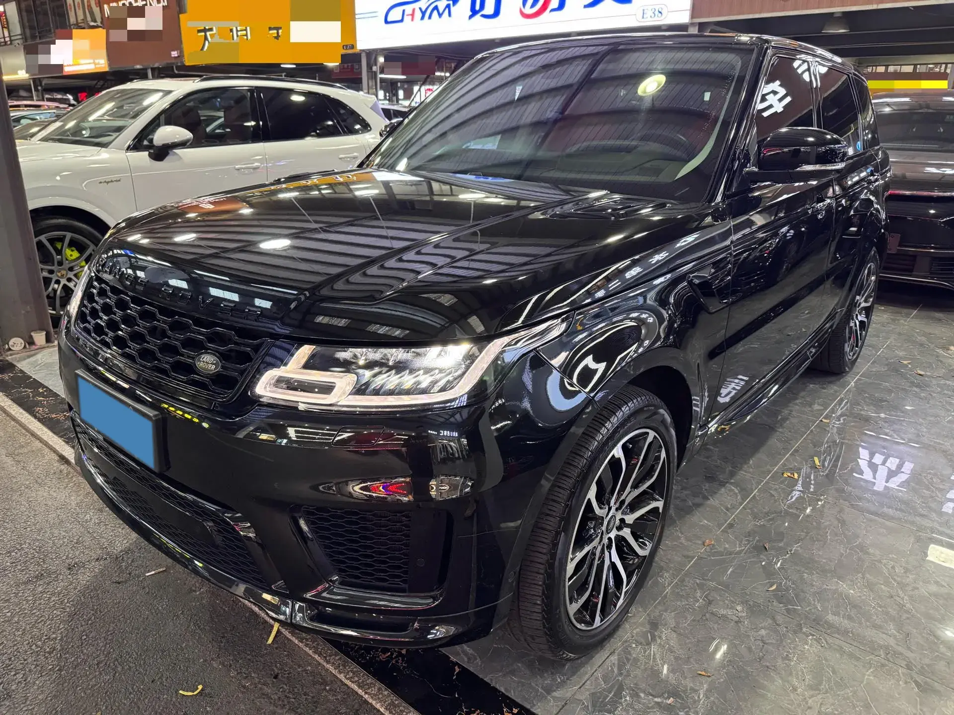 2022 LAND ROVER view 1