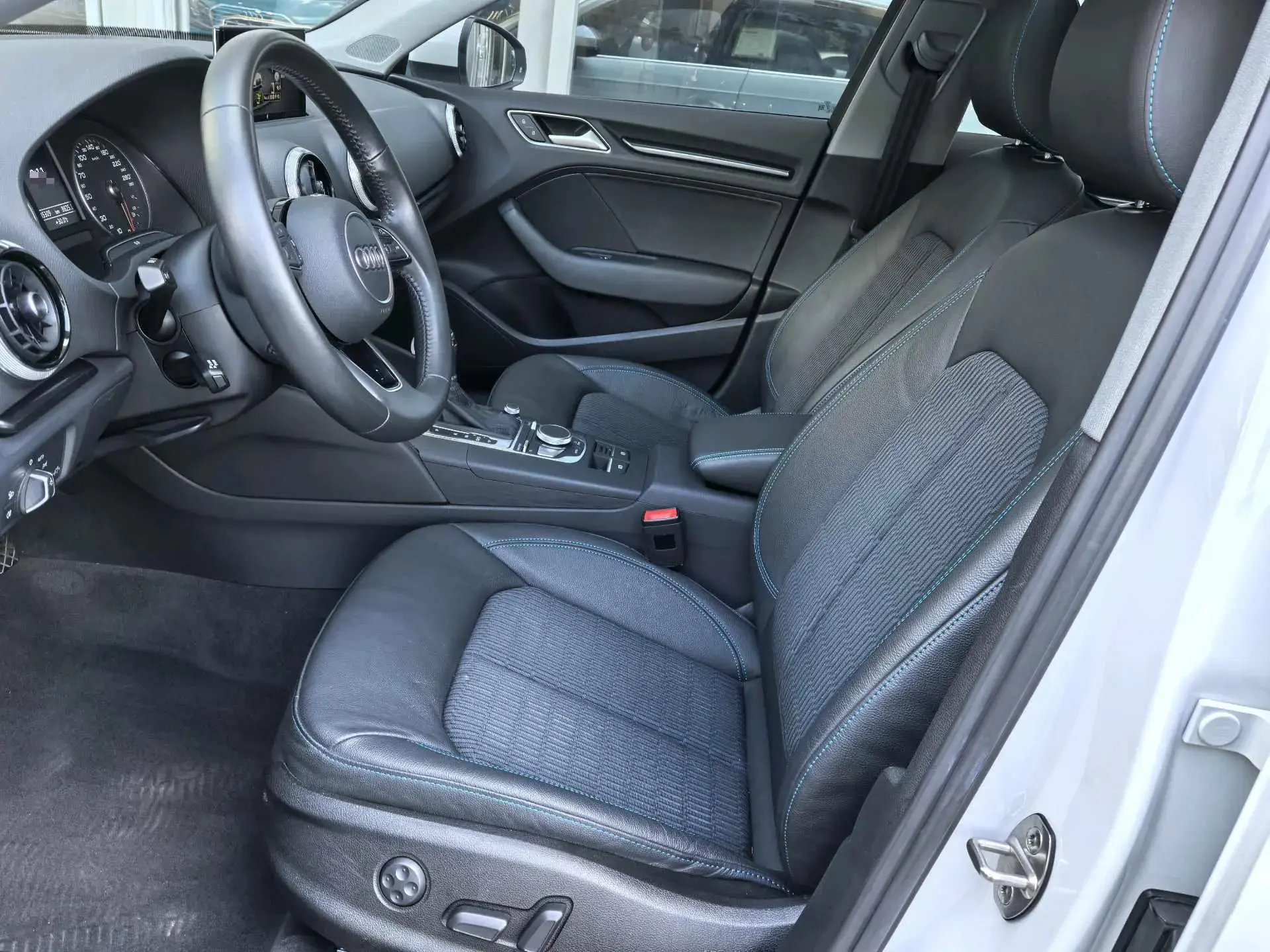 2005 AUDI A4 thumbnail 4