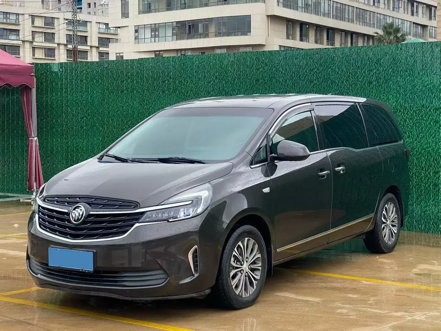 2022 BUICK GL8 view 1