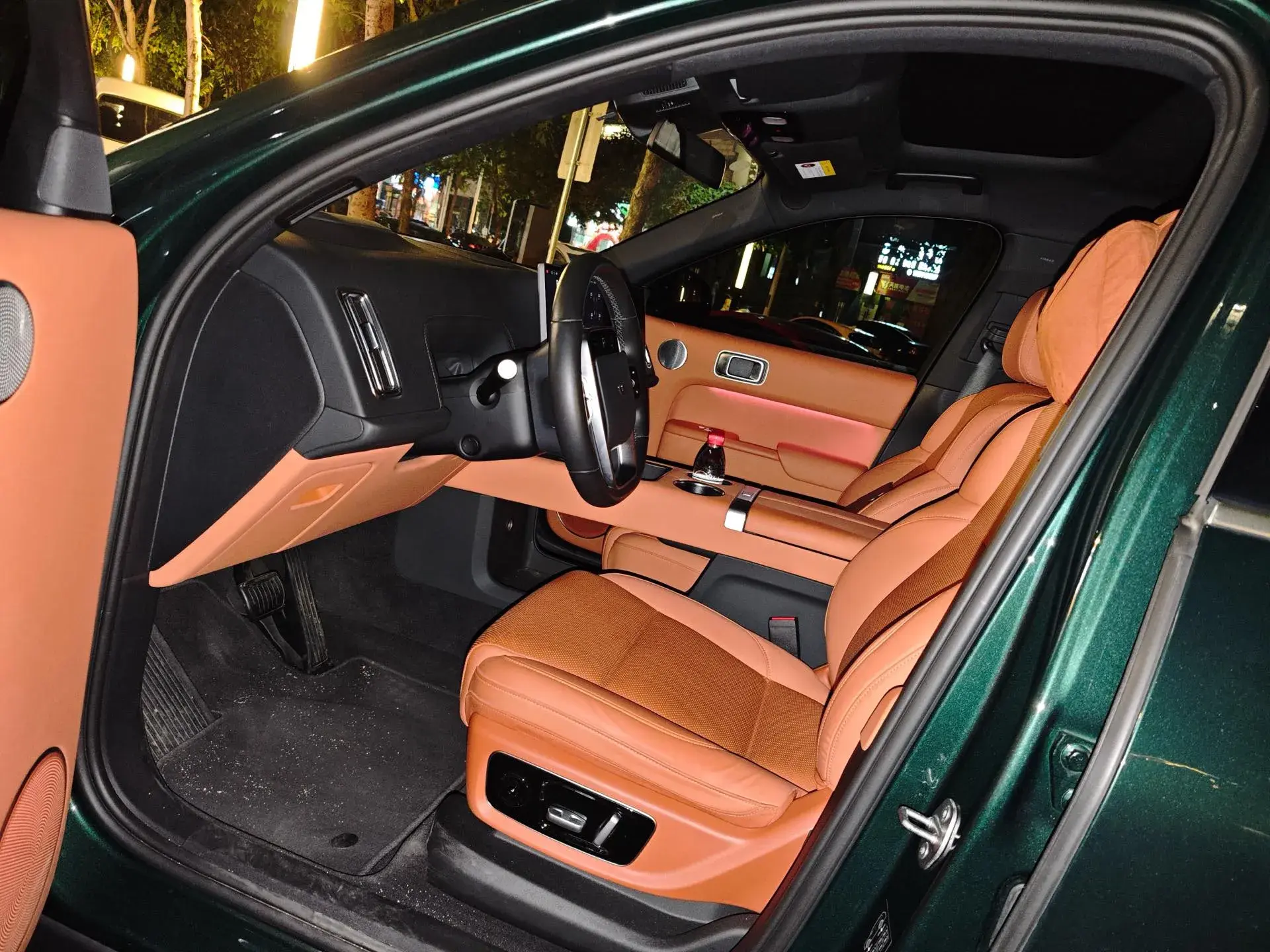 2023 LI L8 thumbnail 3