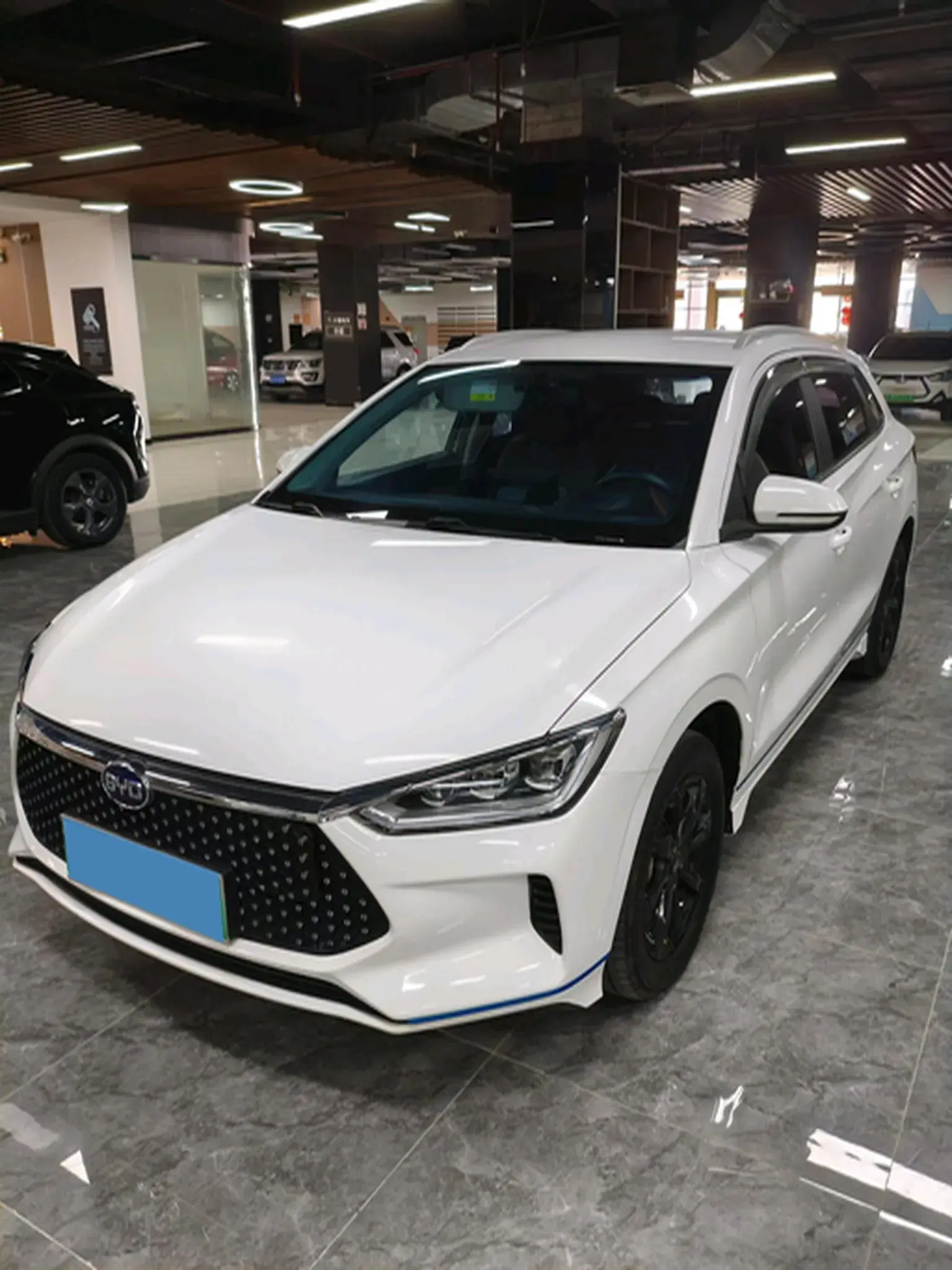 2021 BYD E2 view 1