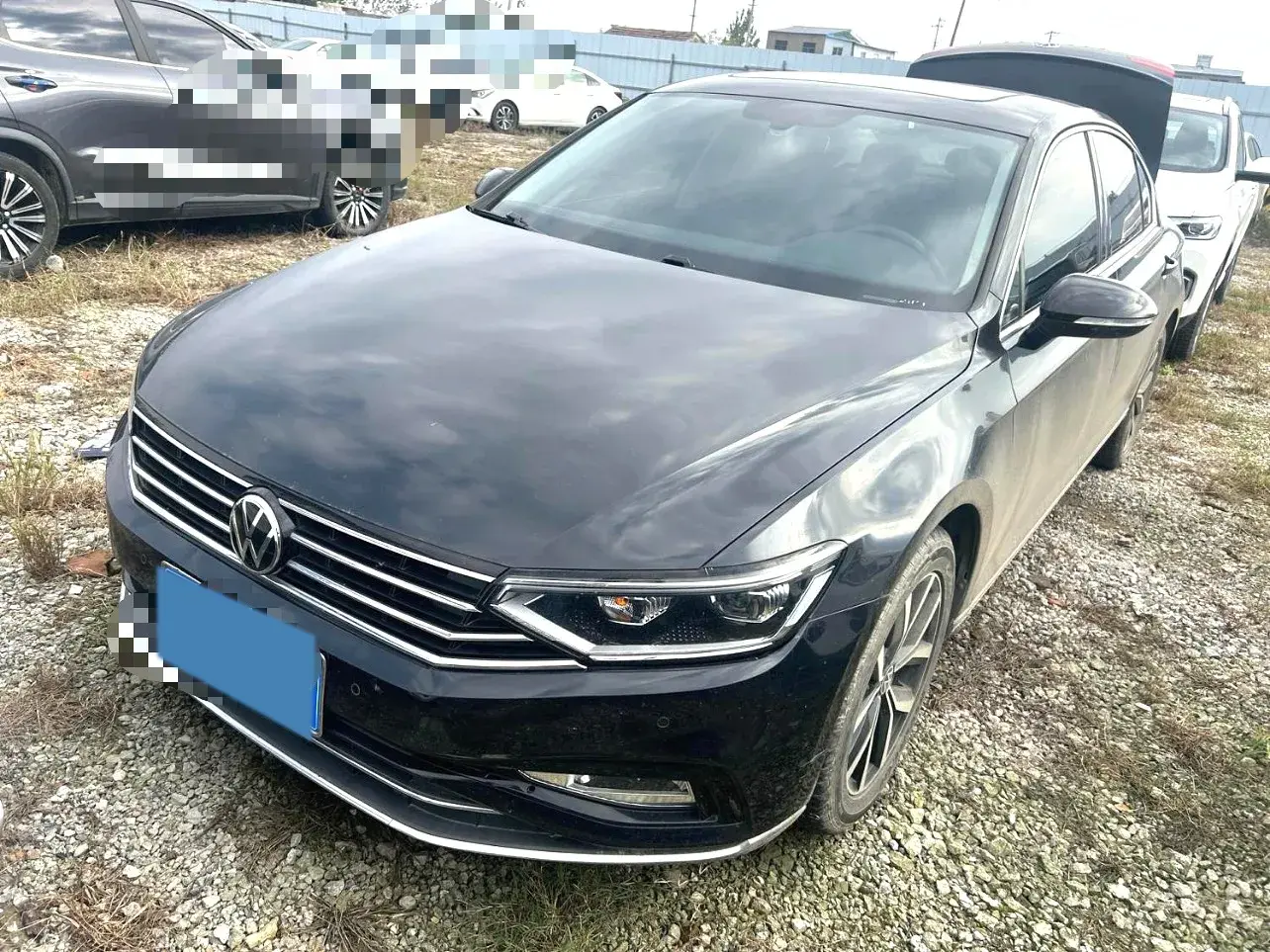 2020 VOLKSWAGEN MAGOTAN view 1