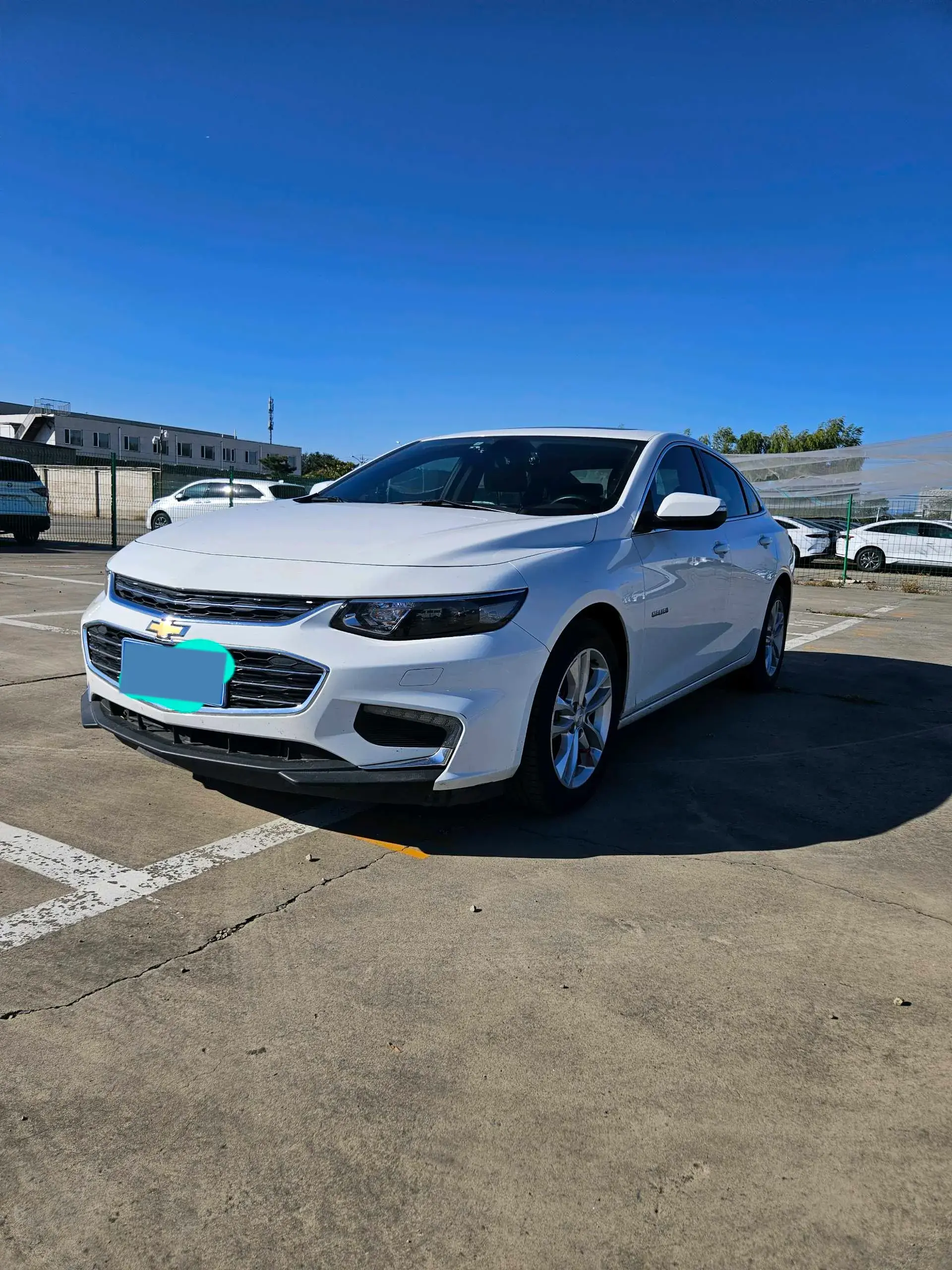 2018 CHEVROLET MALIBU view 1