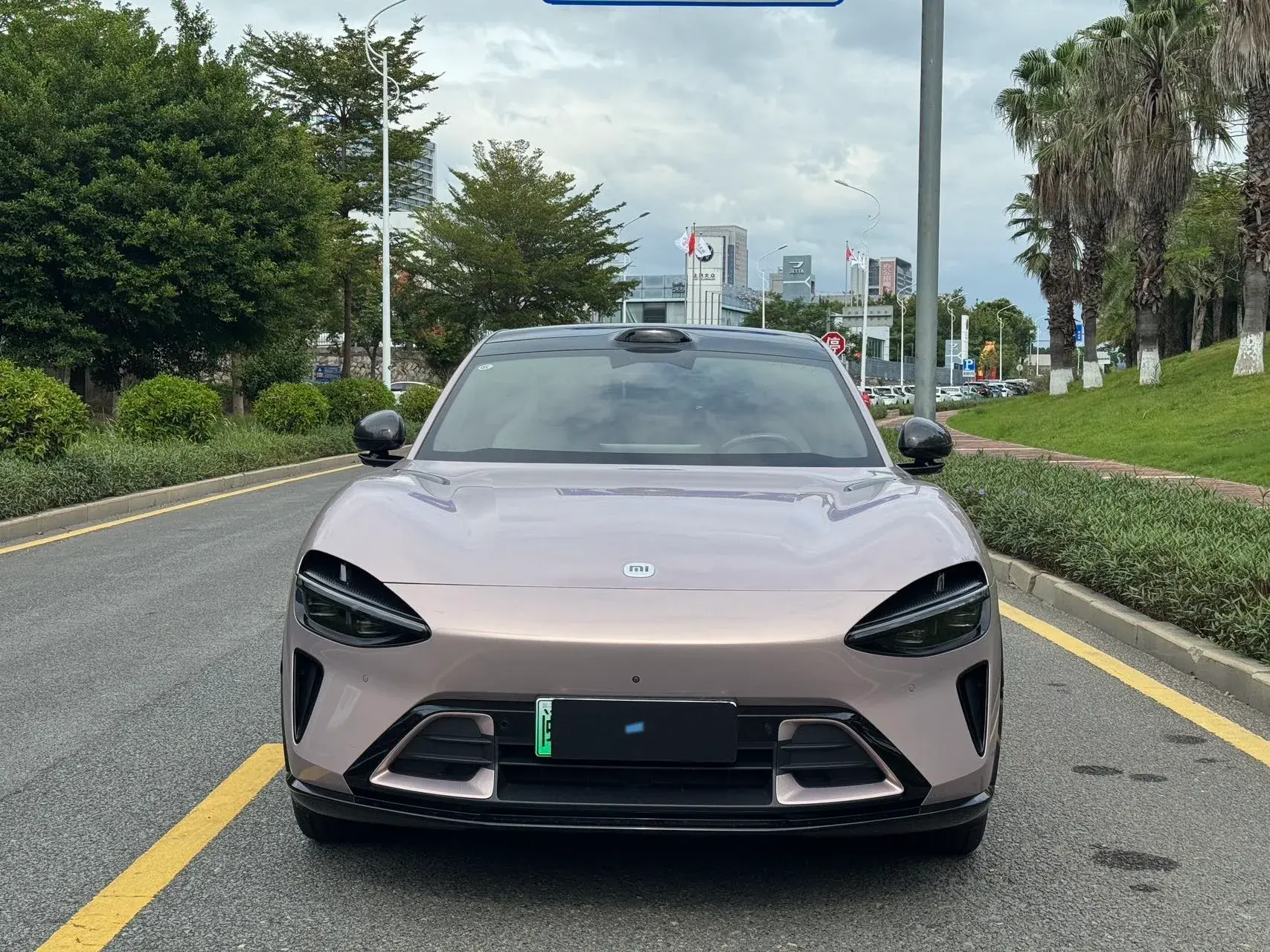 2025 MI YU7 thumbnail 2