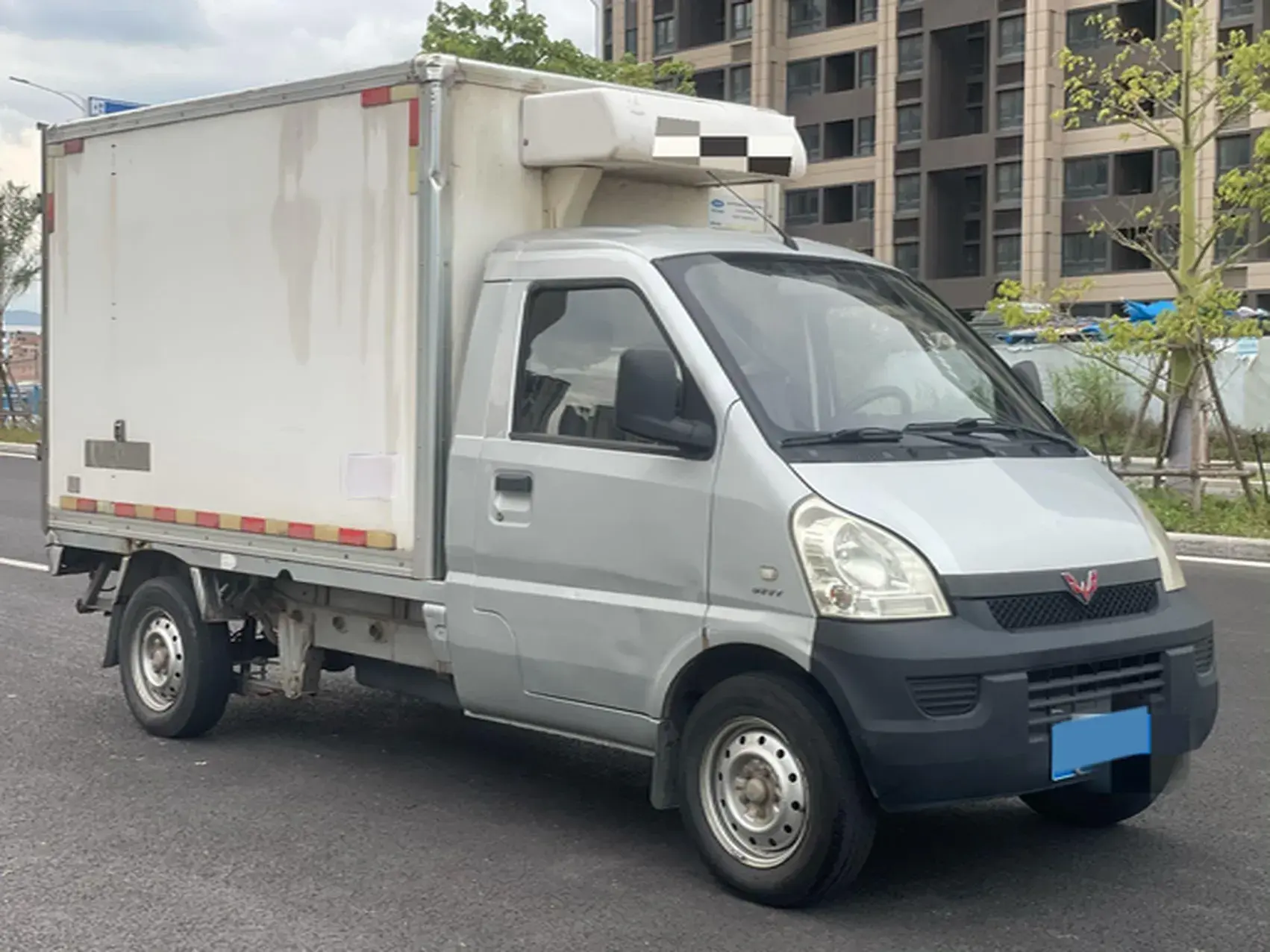 2015 WULING RONGGUANG thumbnail 4