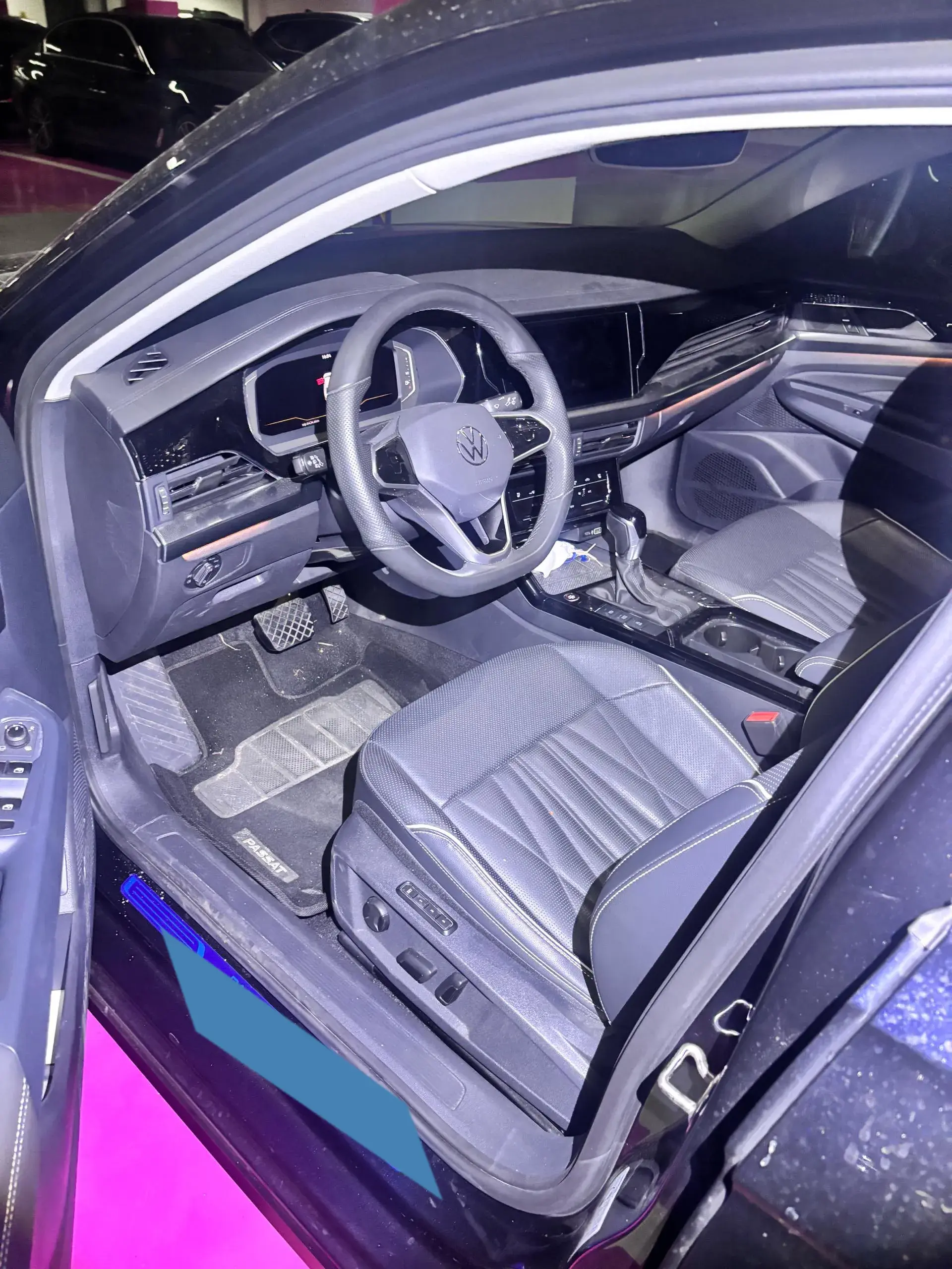 2022 VOLKSWAGEN PASSAT thumbnail 4