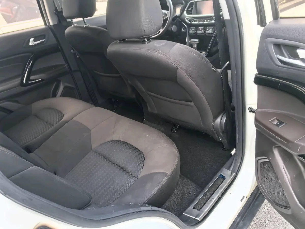 2017 GAC Trumpchi GS4 1.3T 137HP L4 7DCT,autocango,china used car exporter,china ev exporter,chinese used car exporter,chinese used ev exporter