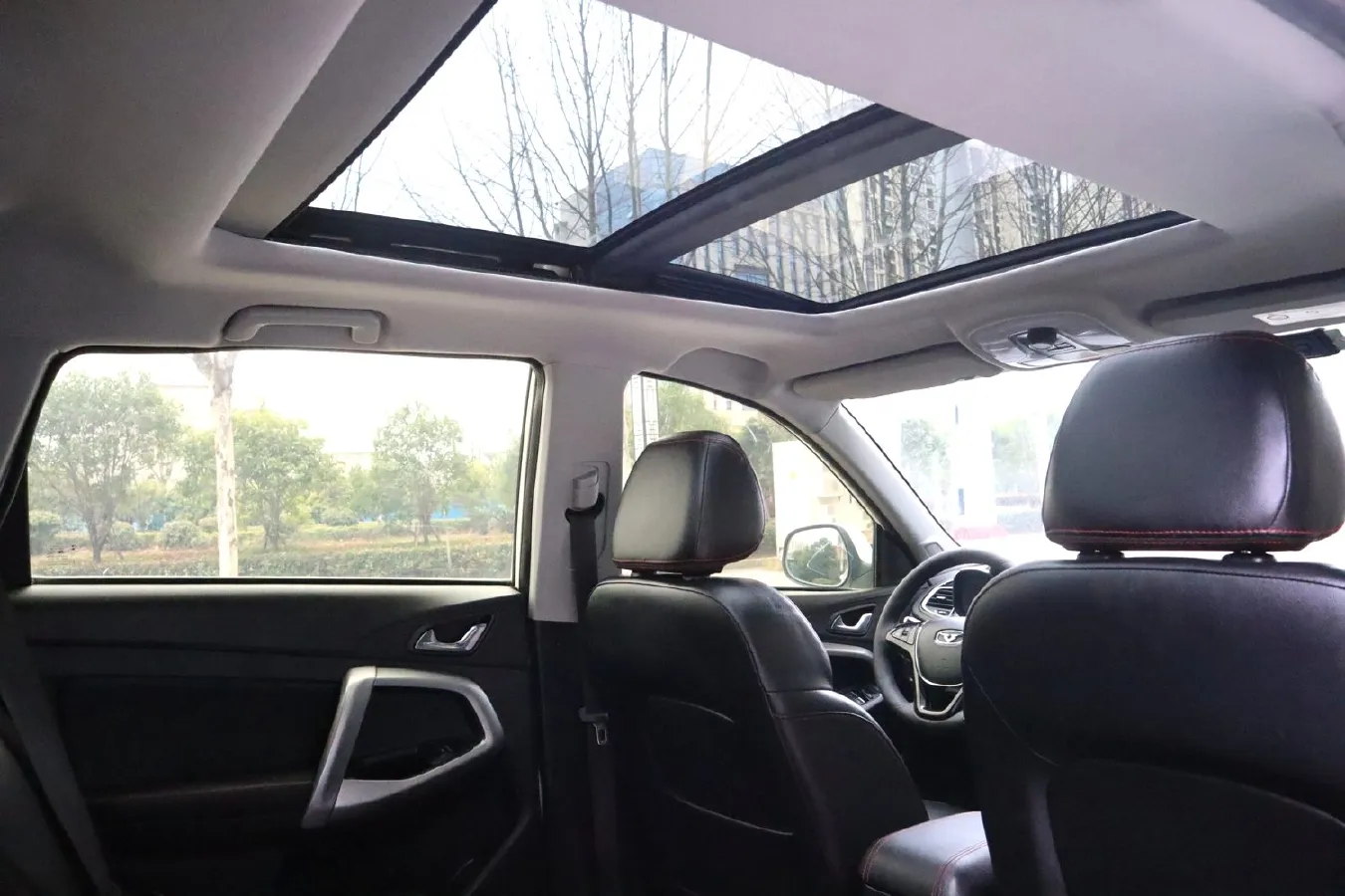 2017 KaiYi X5 1.5T 152HP L4 CVT,autocango,china used car exporter,china ev exporter,chinese used car exporter,chinese used ev exporter